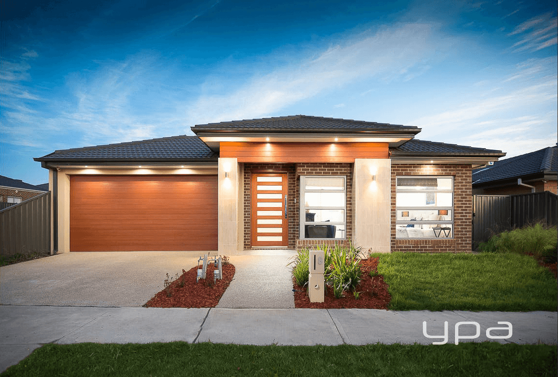 8 Pristine Drive, Greenvale, VIC 3059