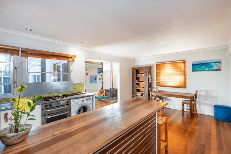 24 Fiddaman Road, EMERALD BEACH, NSW 2456