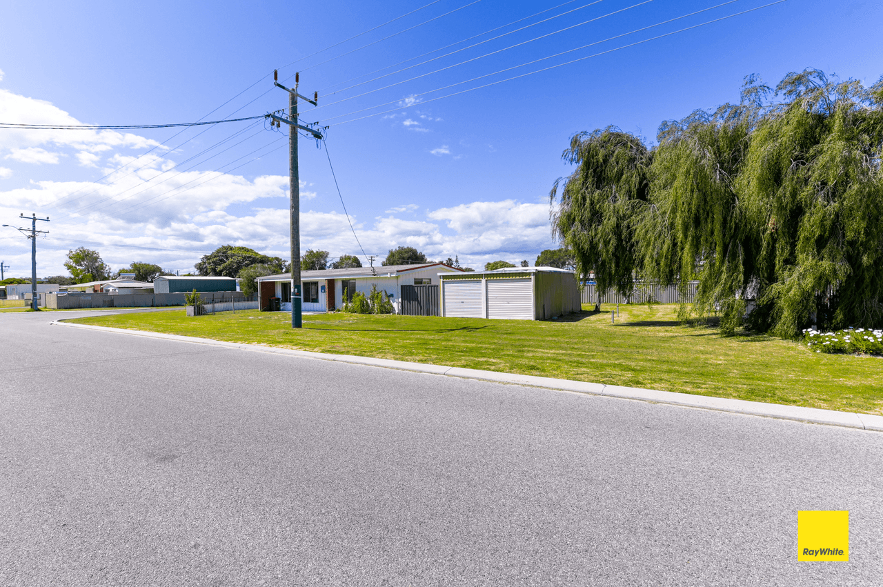 2 Newby Street, LANCELIN, WA 6044