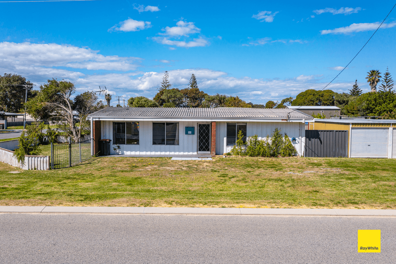 2 Newby Street, LANCELIN, WA 6044