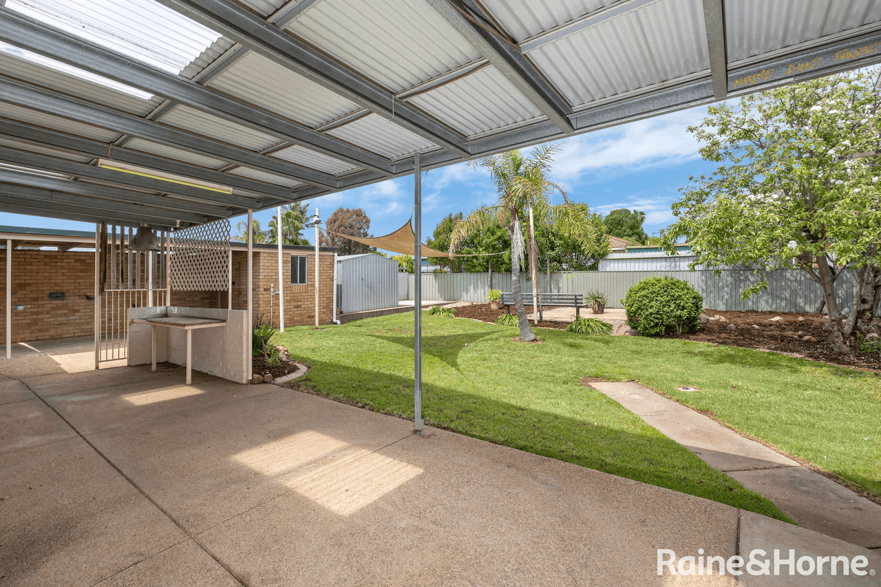 39 Simpson Avenue, FOREST HILL, NSW 2651