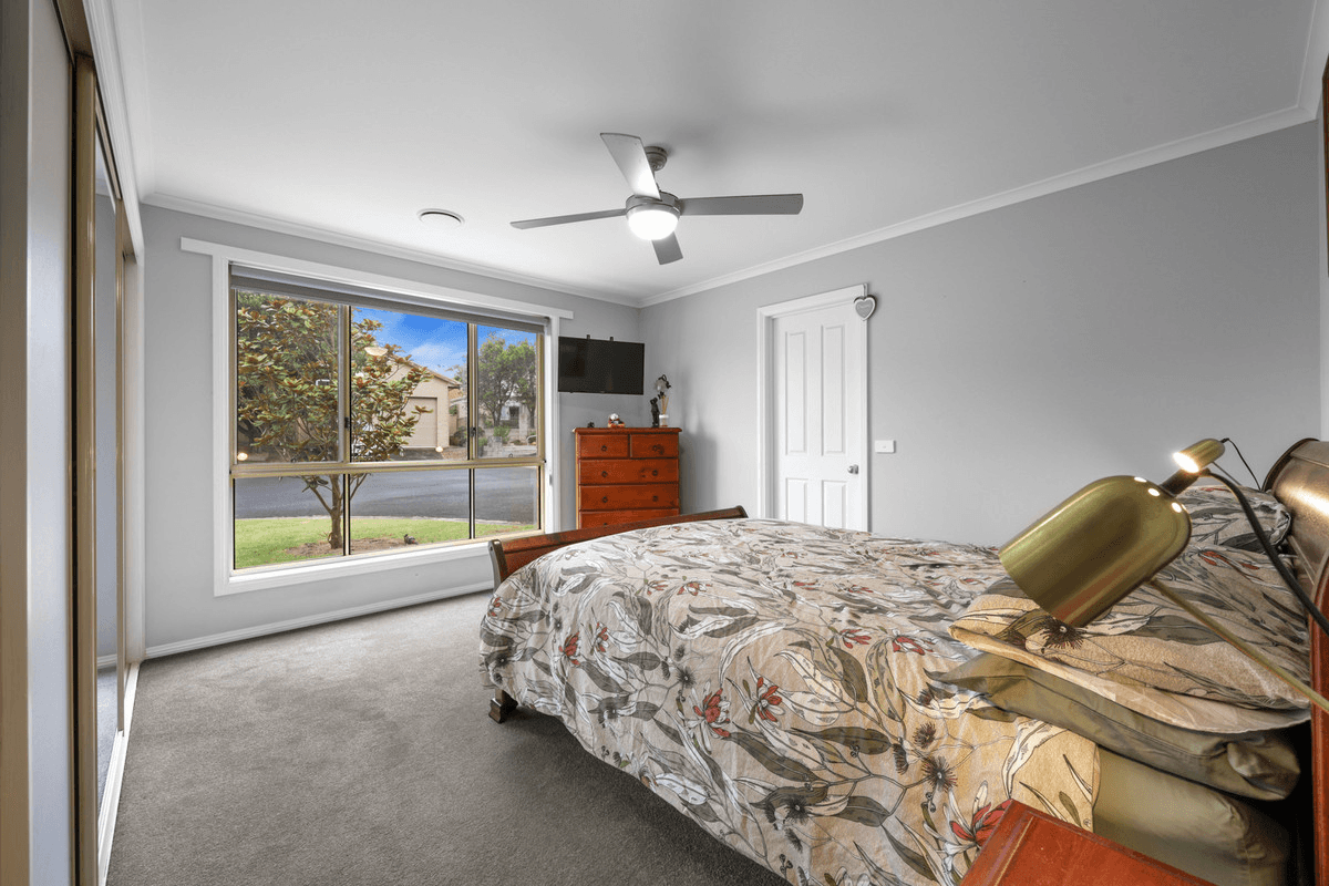 4 Boyle Close, WARRNAMBOOL, VIC 3280