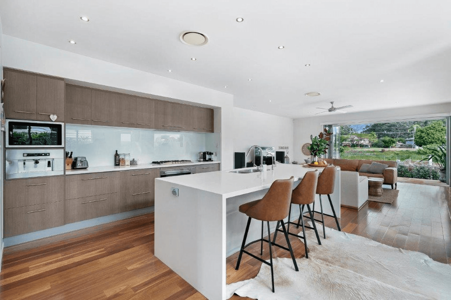 74 Gibraltar Drive, Surfers Paradise, QLD 4217