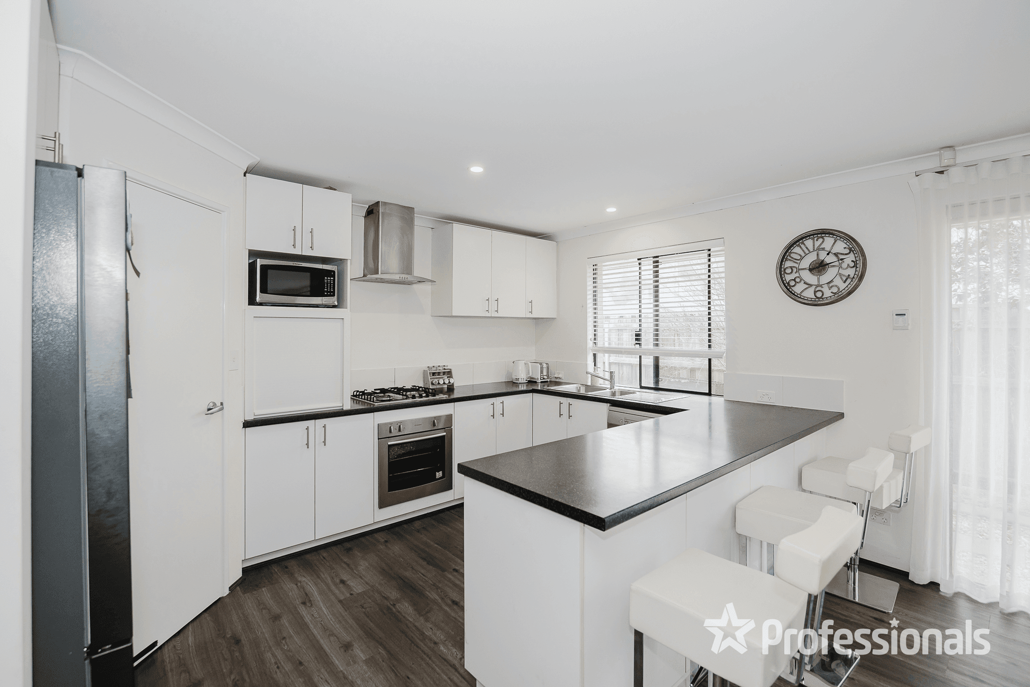 5 Solway Brace, ELLENBROOK, WA 6069