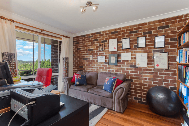 38 Whitehaven Drive, Lakelands, NSW 2282