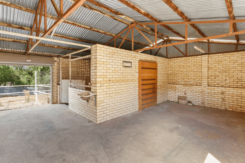 16 Weaver Road, BUCHFELDE, SA 5118