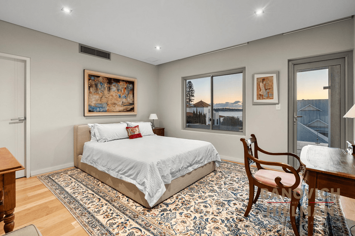32A Fraser Road, Applecross, WA 6153