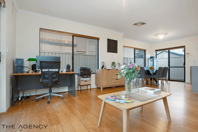 71A Moolyeen Road, Brentwood, WA 6153