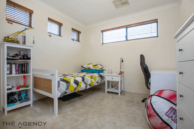 71A Moolyeen Road, Brentwood, WA 6153