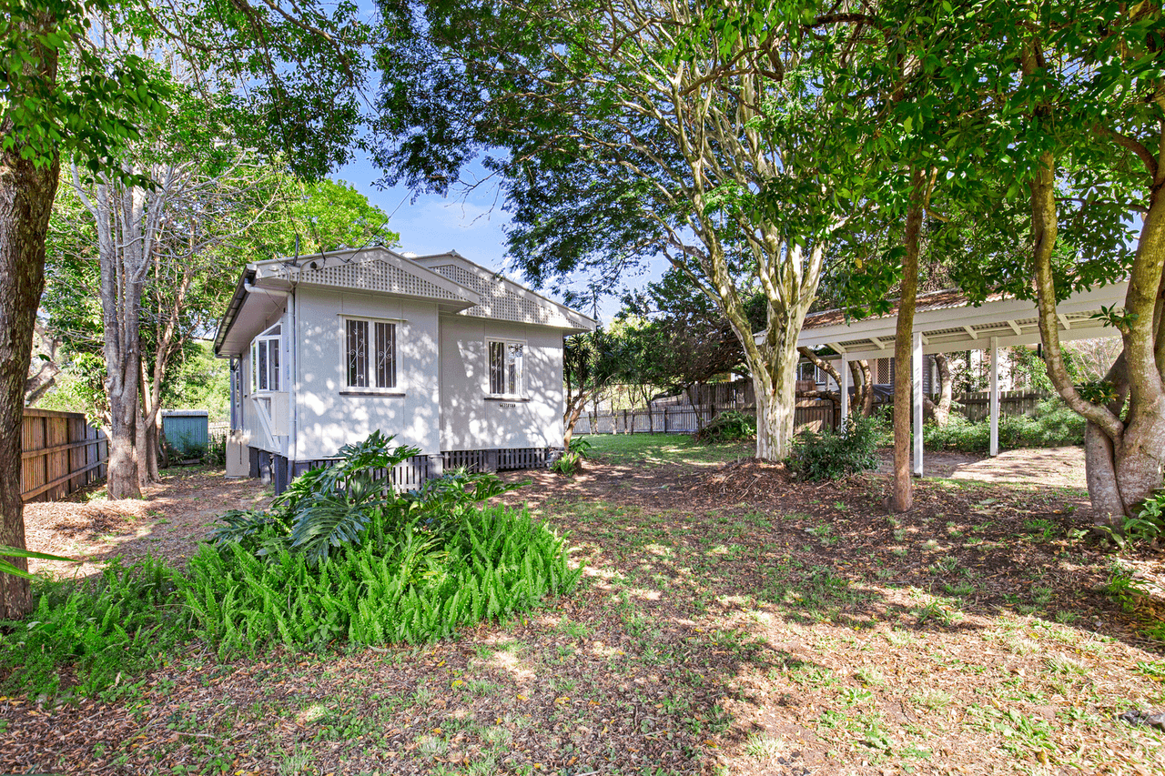 54 Empire Avenue, MANLY WEST, QLD 4179