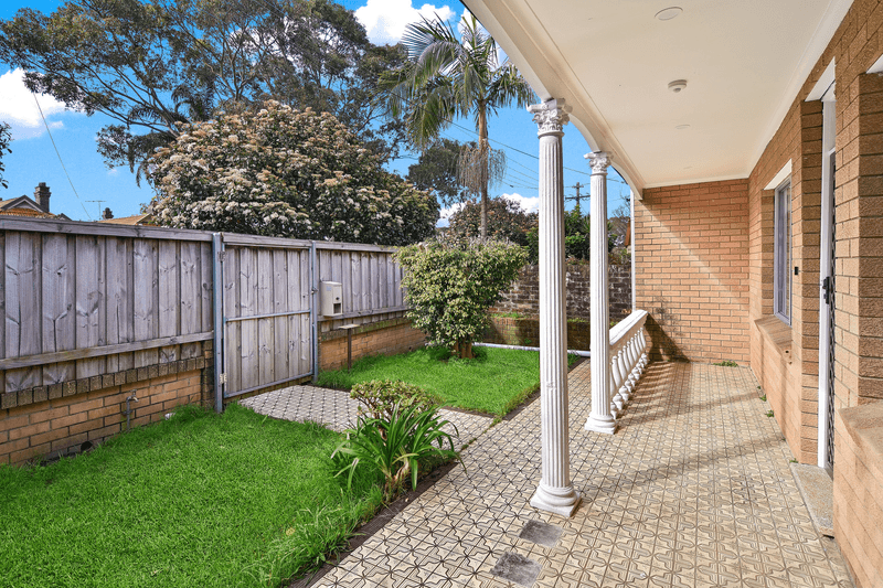 33 Burlington Street, Crows Nest, NSW 2065