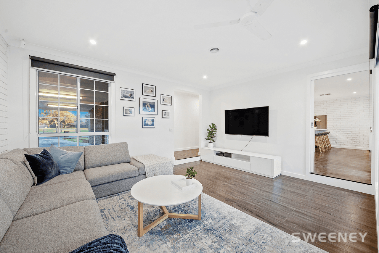 36 Polly woodside Drive, ALTONA MEADOWS, VIC 3028