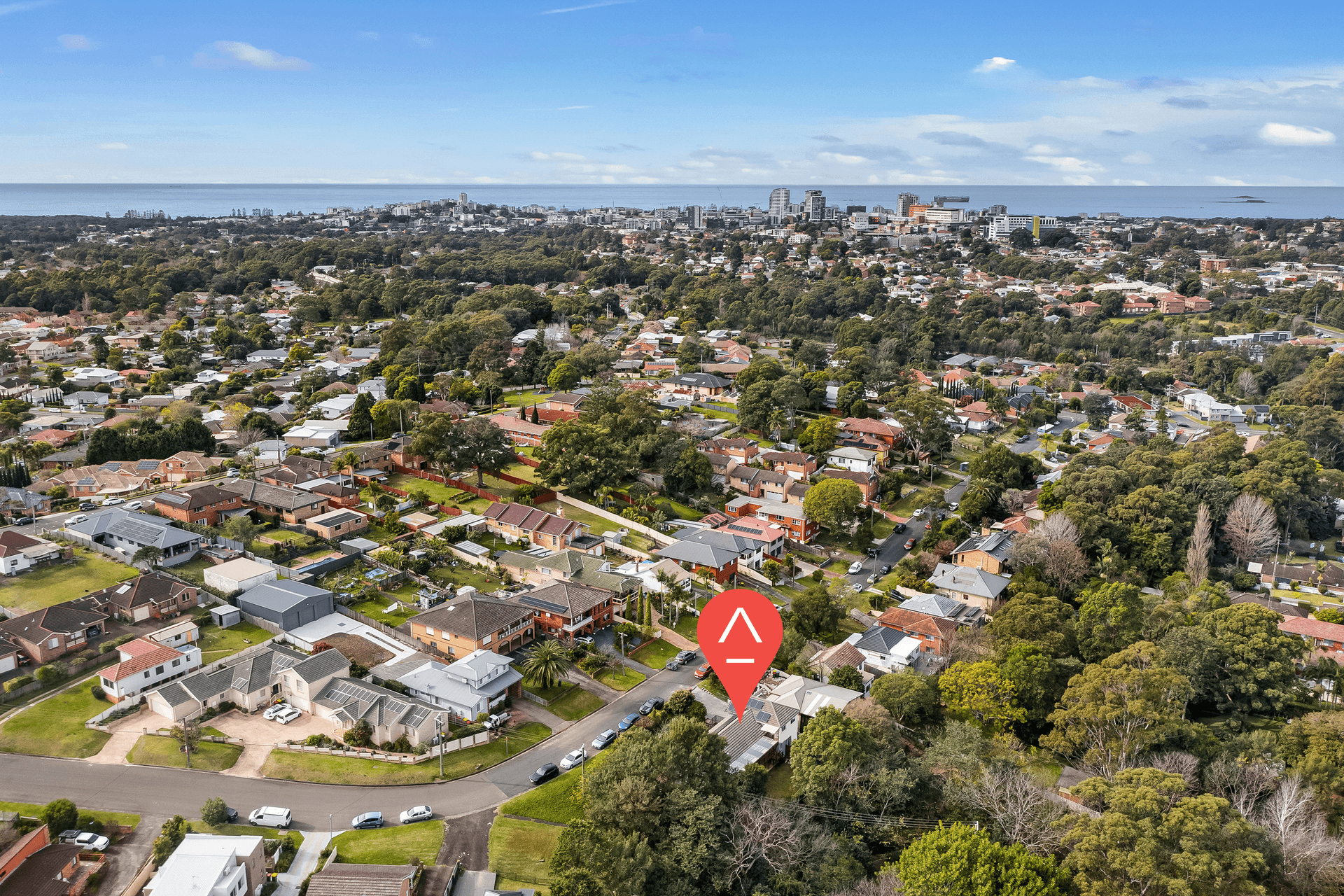 2 Cochrane Street, West Wollongong, NSW 2500