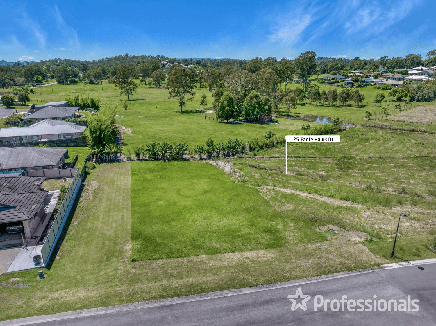 25 Eagle Hawk Drive, Southside, QLD 4570