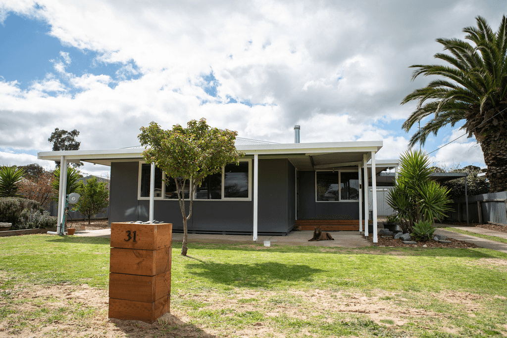 31 Peake Terrace, COONALPYN, SA 5265