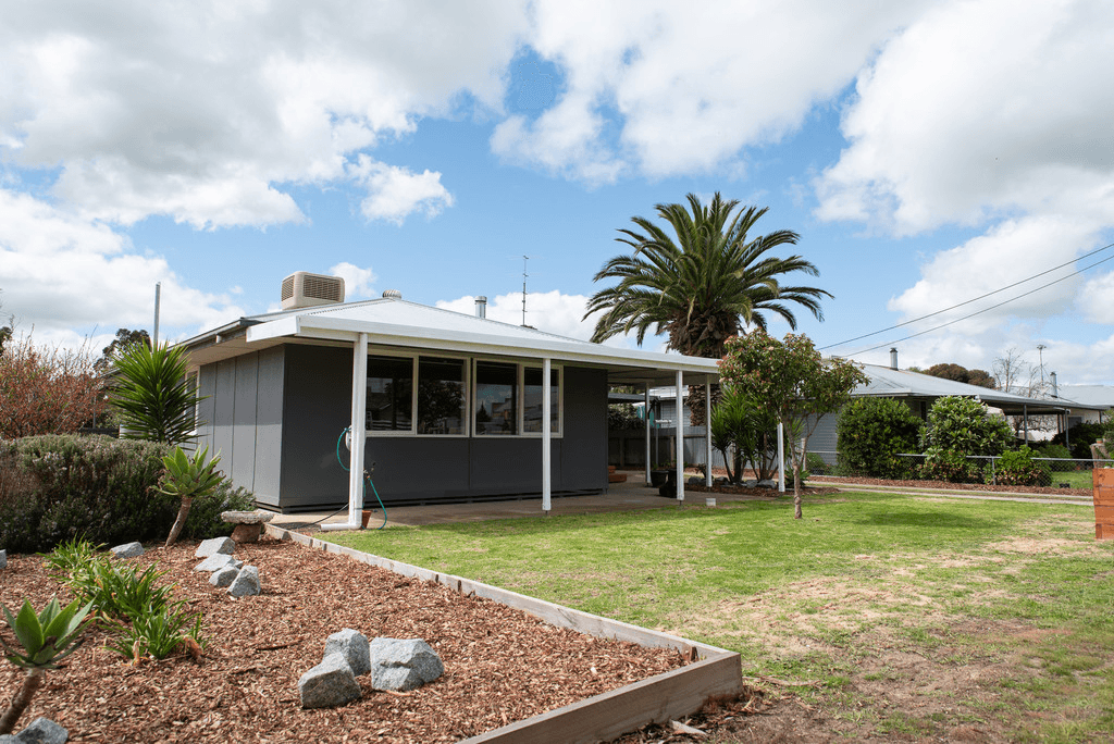 31 Peake Terrace, COONALPYN, SA 5265