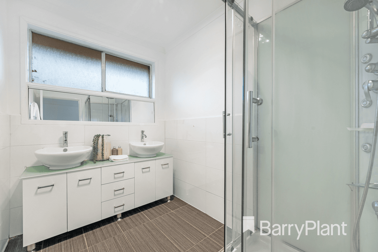 104 Denton Avenue, St Albans, VIC 3021