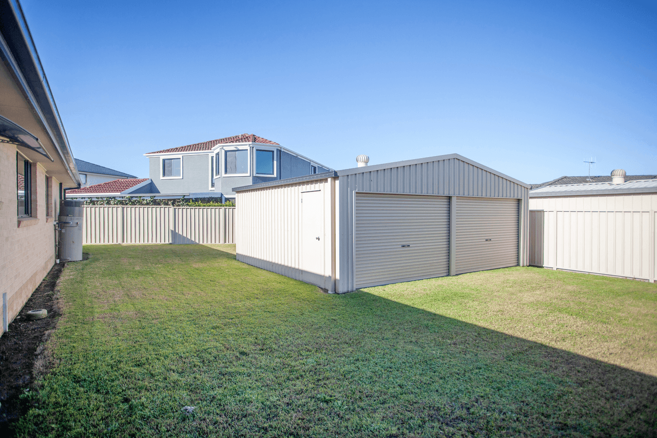 3 John Armstrong Close, TAREE, NSW 2430