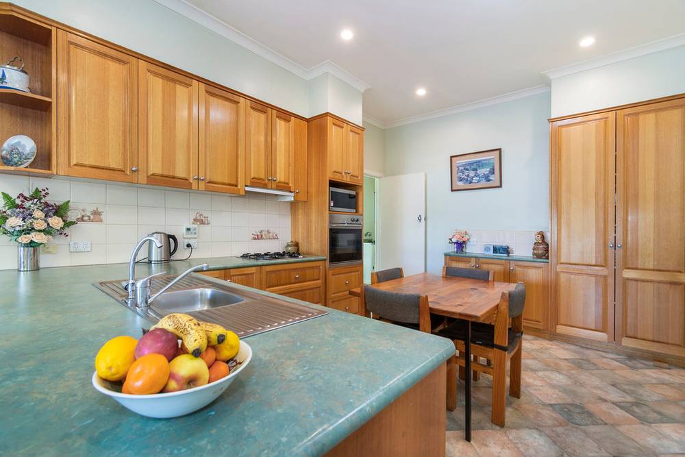 23  GOLDSMITH Street, HAMILTON, VIC 3300