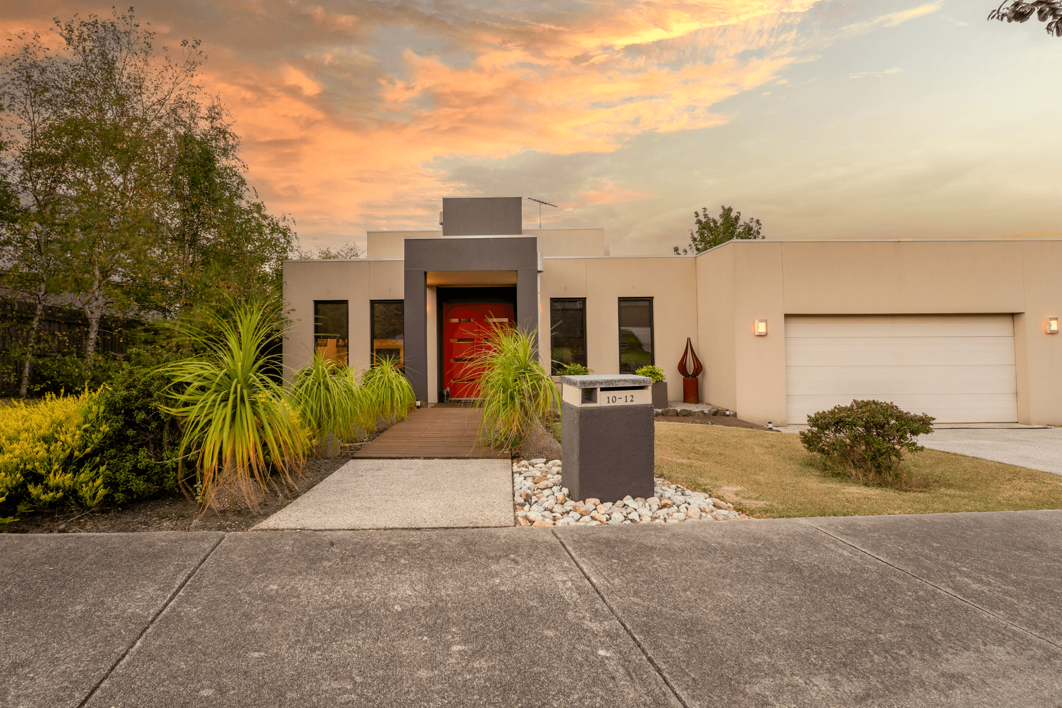 10-12 Glenville Road, HIGHTON, VIC 3216