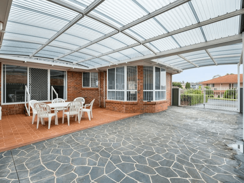 17 Mountain View Avenue, GLEN ALPINE, NSW 2560