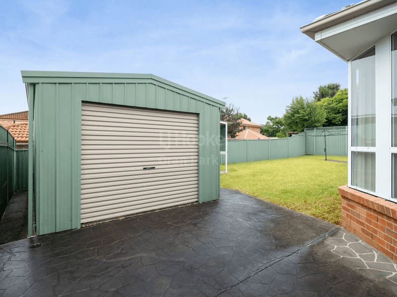 17 Mountain View Avenue, GLEN ALPINE, NSW 2560