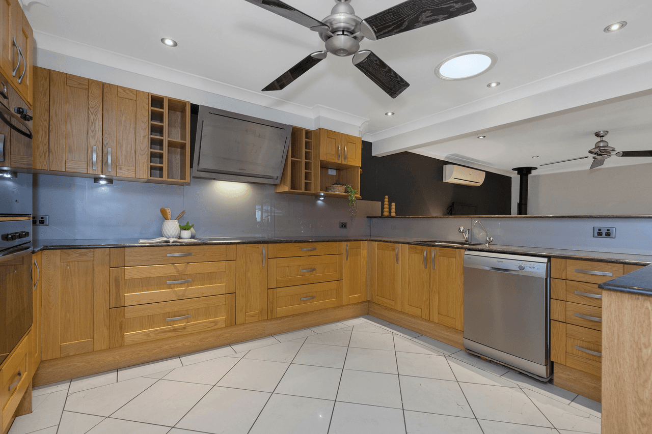 4 Berwick Crescent, Maryland, NSW 2287