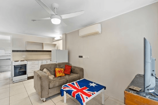 190 Bapaume Road, HOLLAND PARK WEST, QLD 4121