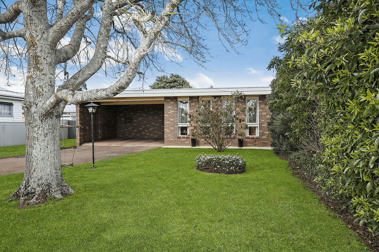 19 Holden Street, CAMPERDOWN, VIC 3260