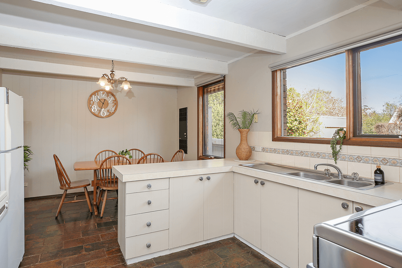 19 Holden Street, CAMPERDOWN, VIC 3260