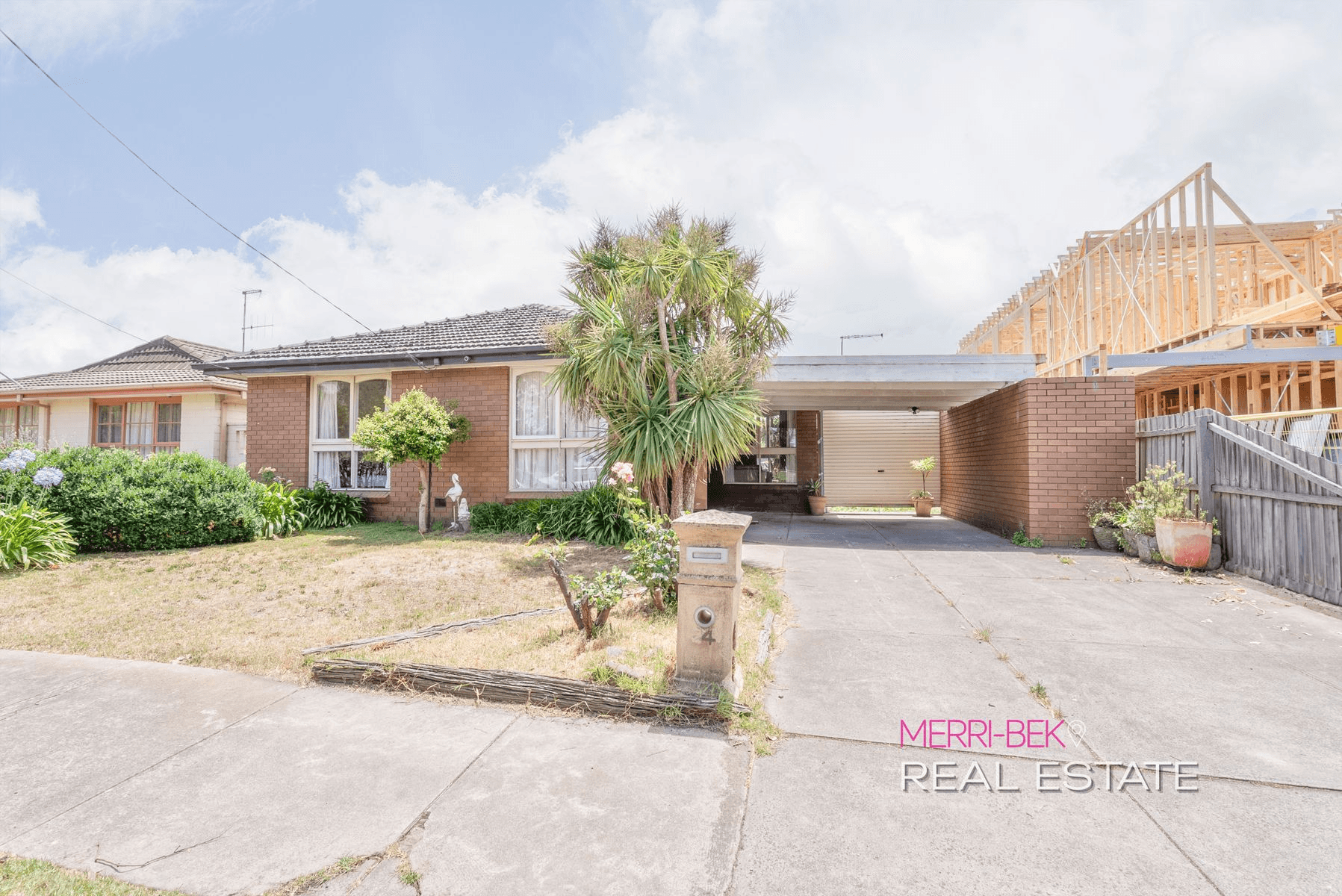 24 Raeburn Street, Pascoe Vale, VIC 3044