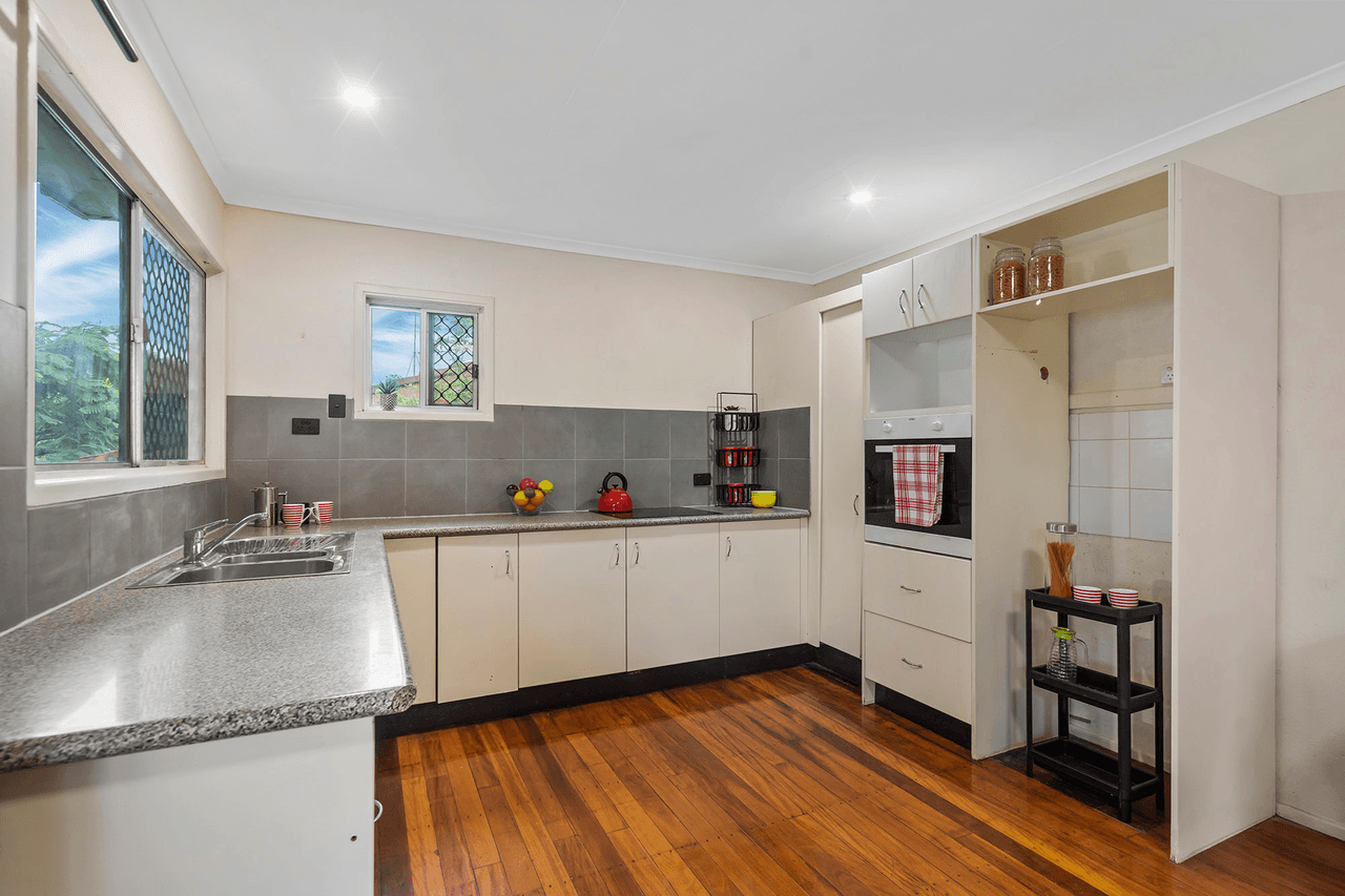 16 Curry Street, LOGAN CENTRAL, QLD 4114