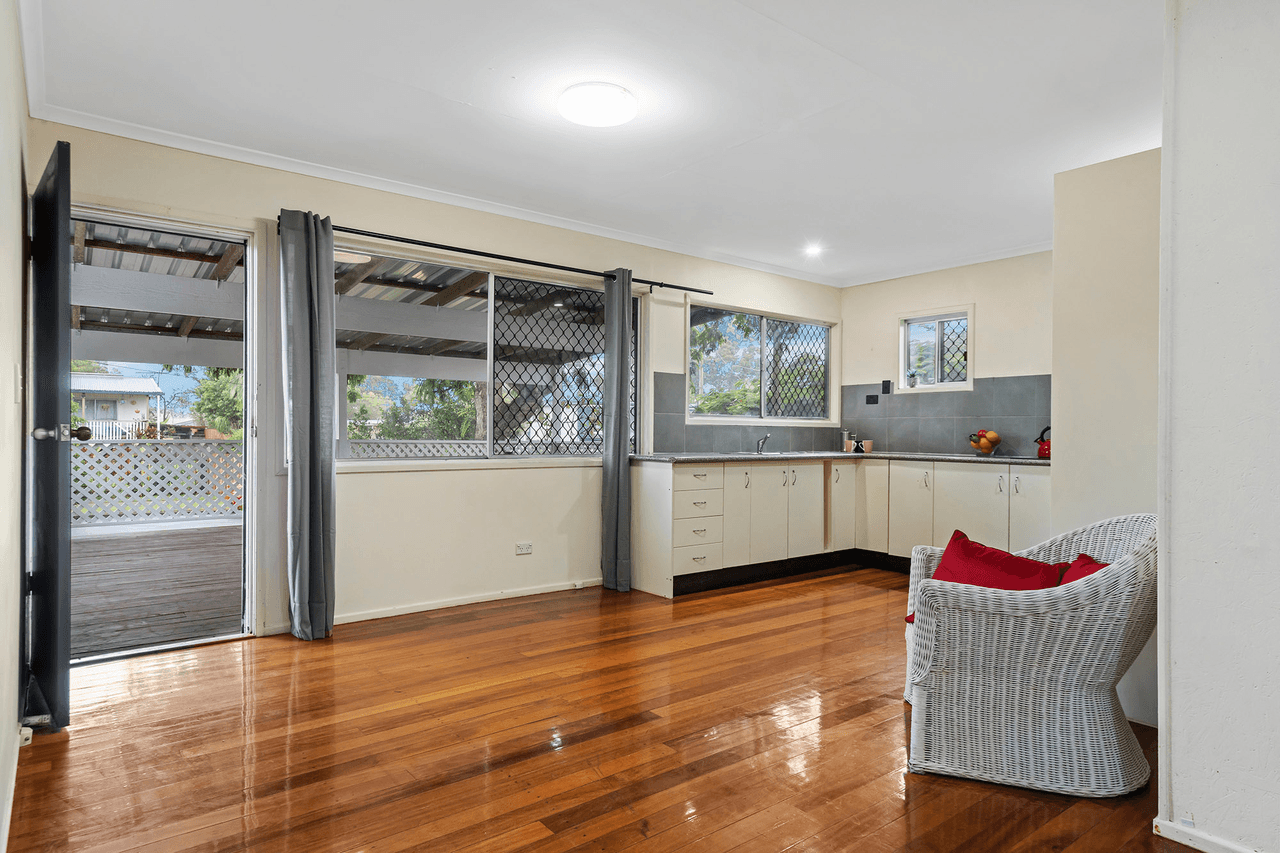 16 Curry Street, LOGAN CENTRAL, QLD 4114