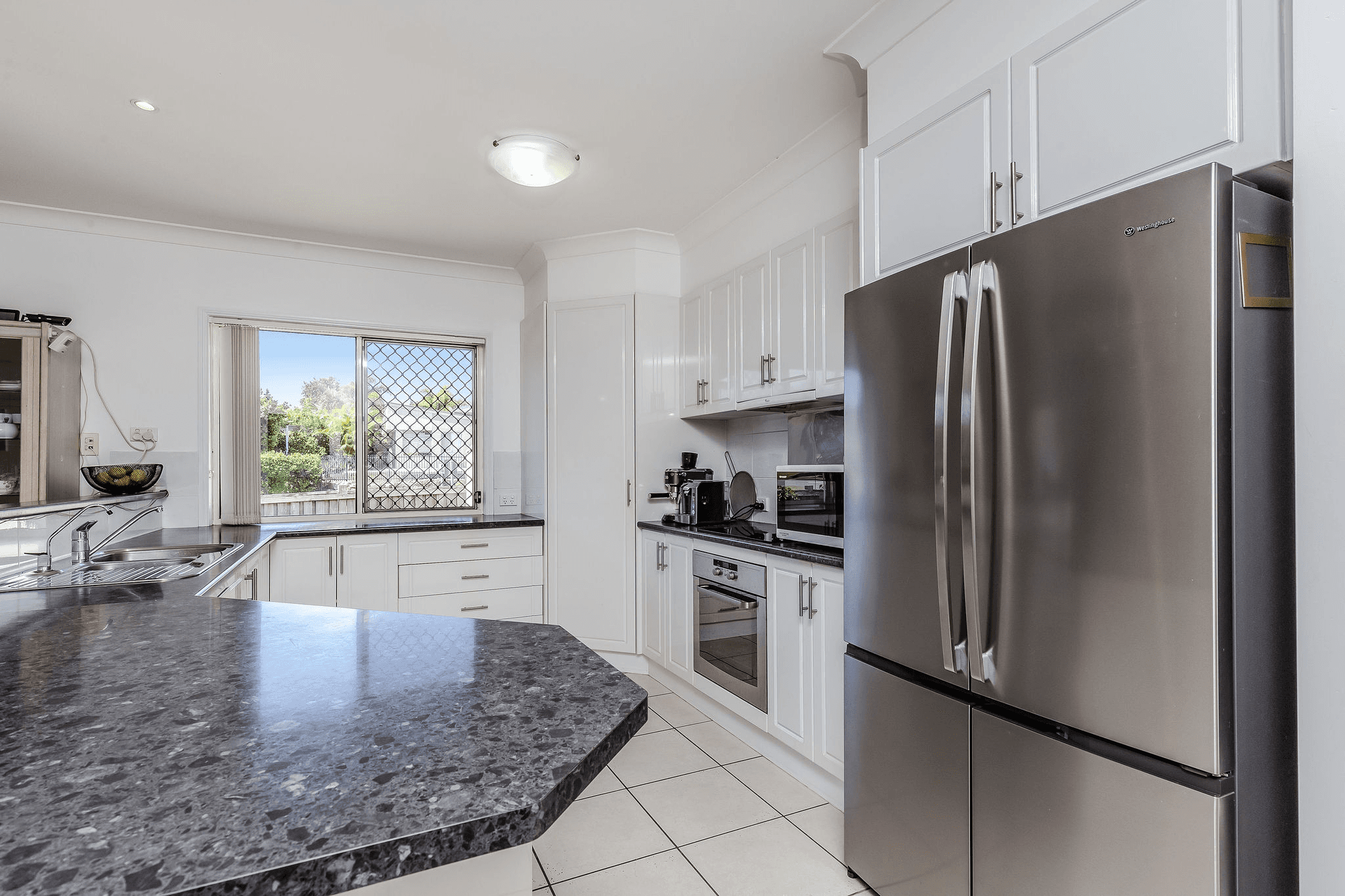9 Witheren Circuit, PACIFIC PINES, QLD 4211