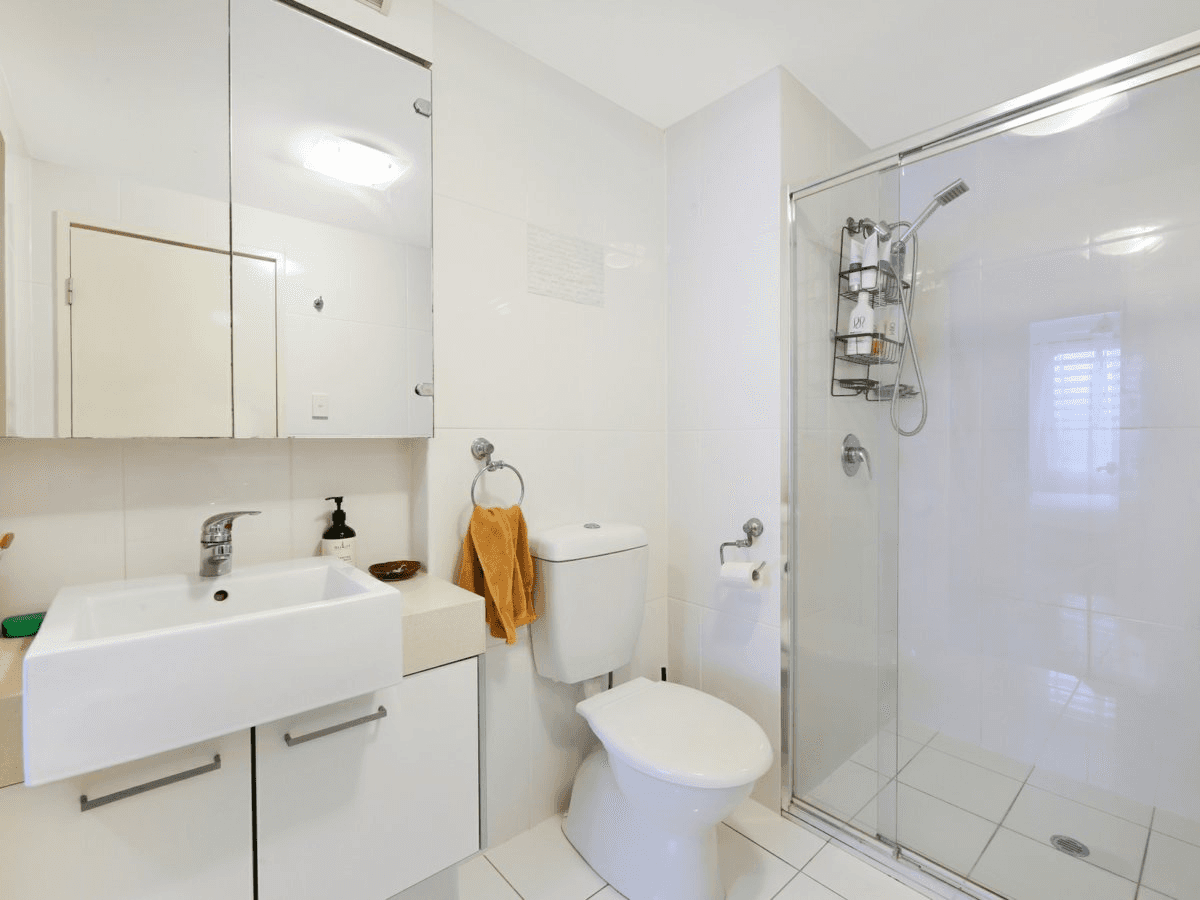 2101/3 Main Street, VARSITY LAKES, QLD 4227
