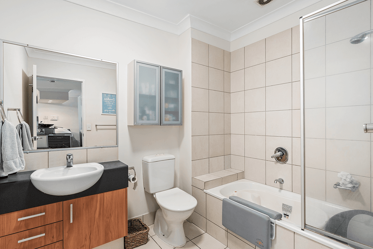 37/10 Vernon Terrace, TENERIFFE, QLD 4005