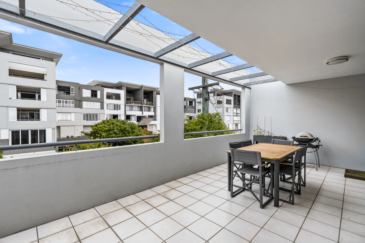 37/10 Vernon Terrace, TENERIFFE, QLD 4005