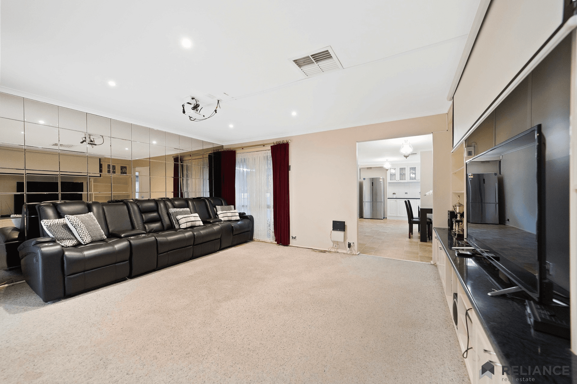 35 Essex Drive, Melton, VIC 3337