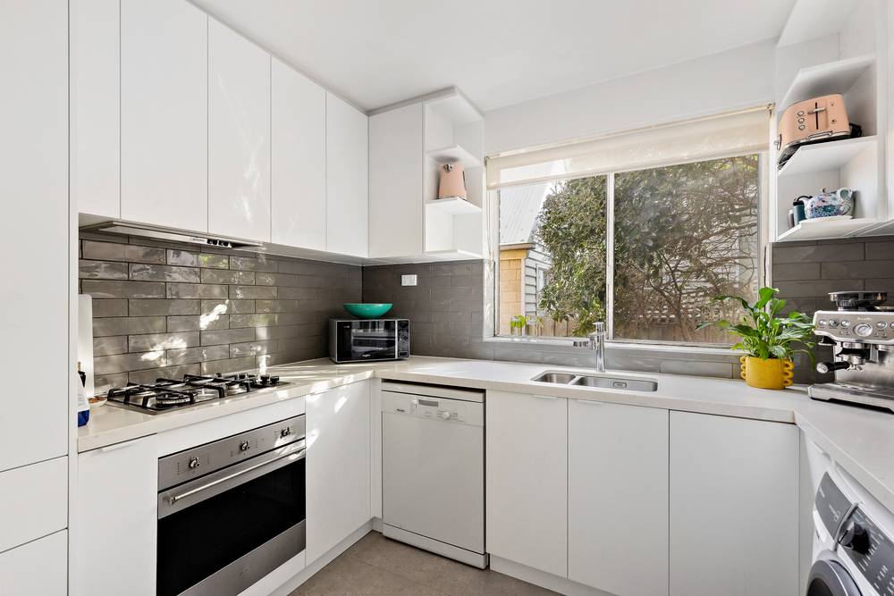 2/36 Bastings Street, NORTHCOTE, VIC 3070