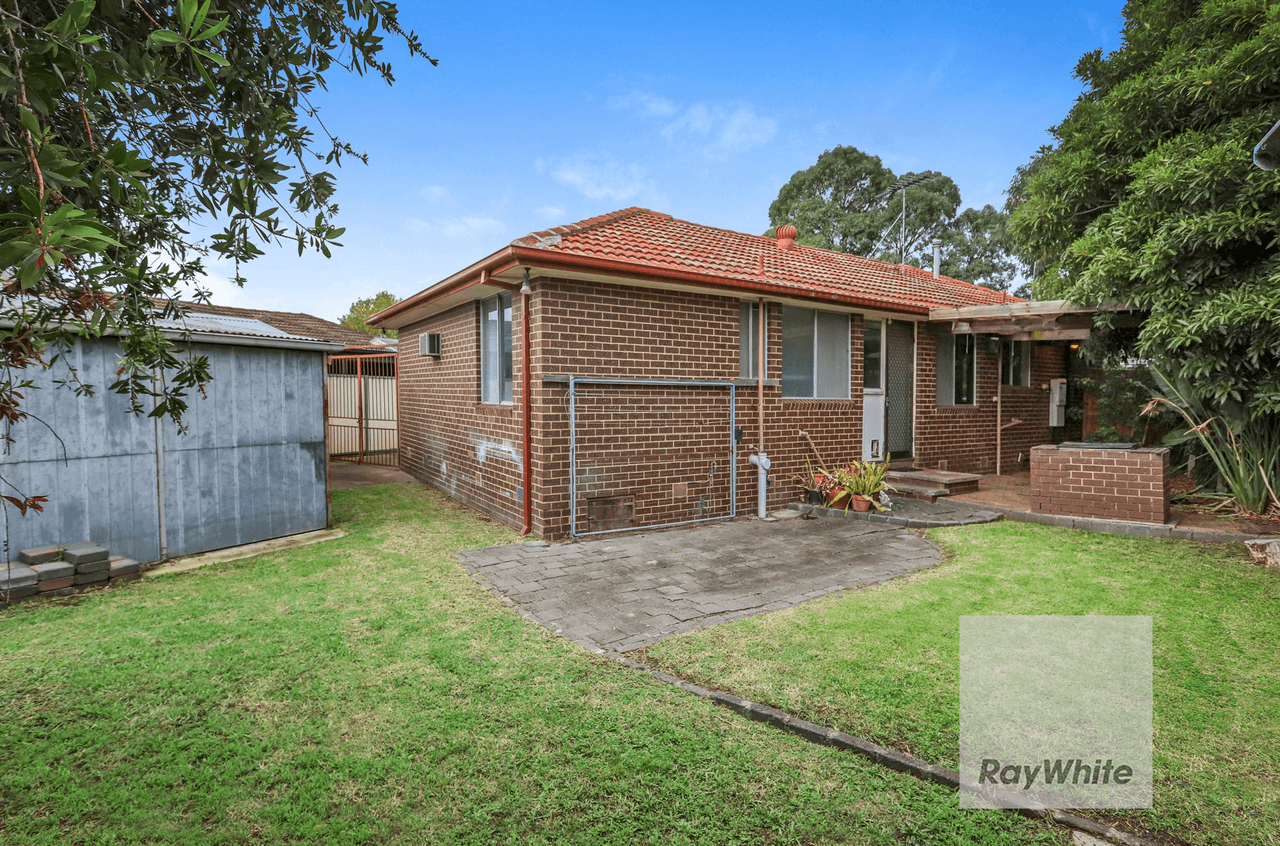 5 Wiltshire Road, GLADSTONE PARK, VIC 3043