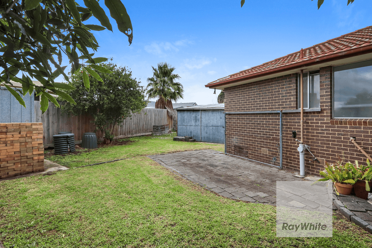 5 Wiltshire Road, GLADSTONE PARK, VIC 3043