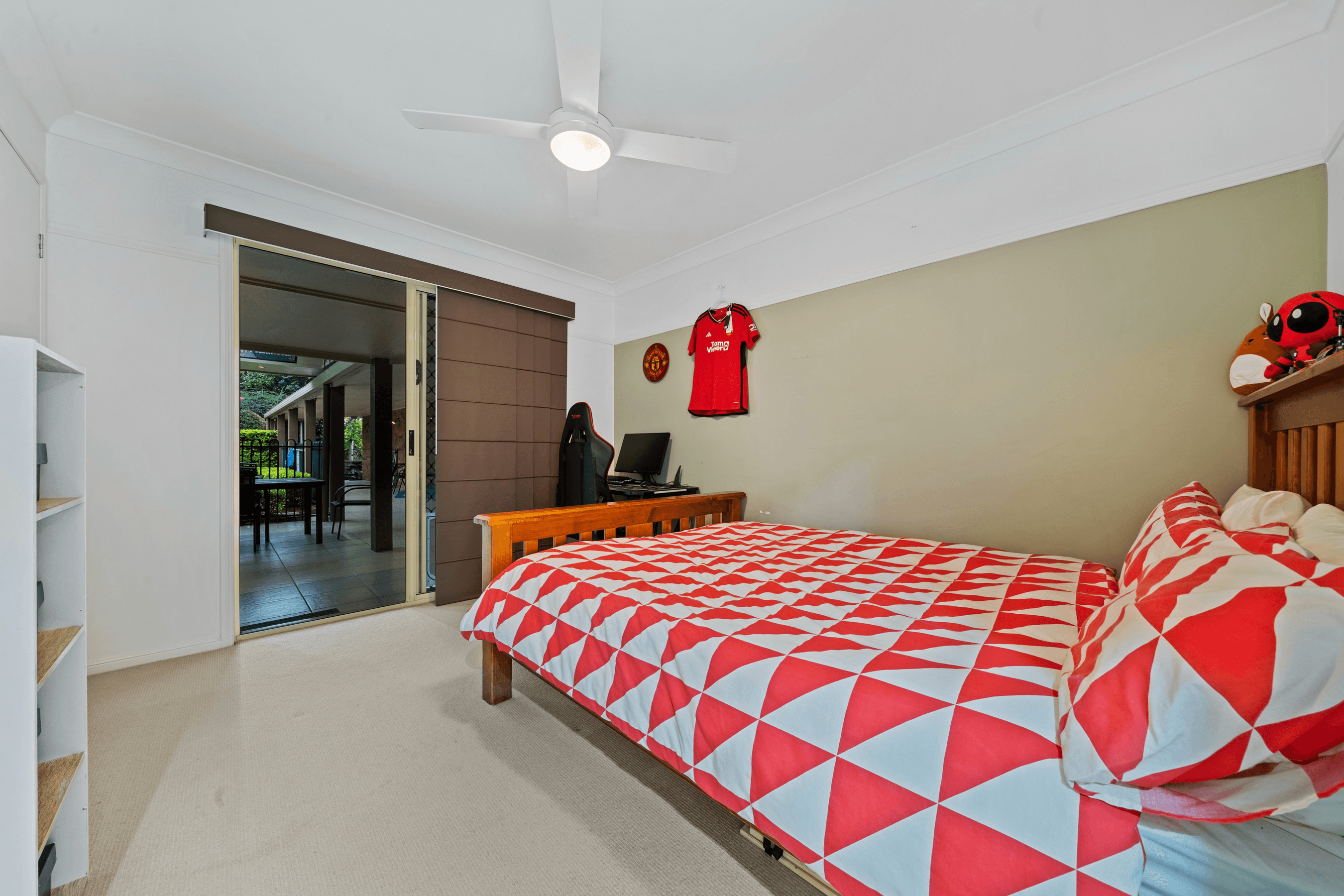 160 Waller Road, HERITAGE PARK, QLD 4118