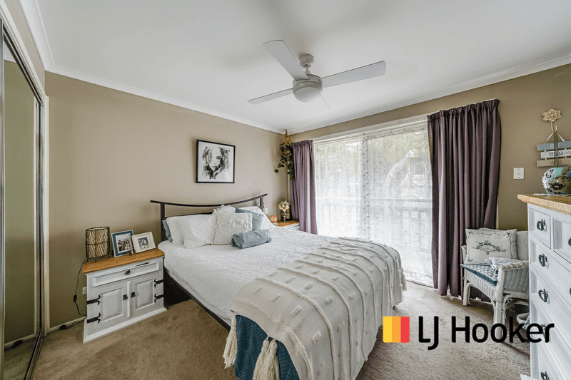 66 Fluorite Place, EAGLE VALE, NSW 2558