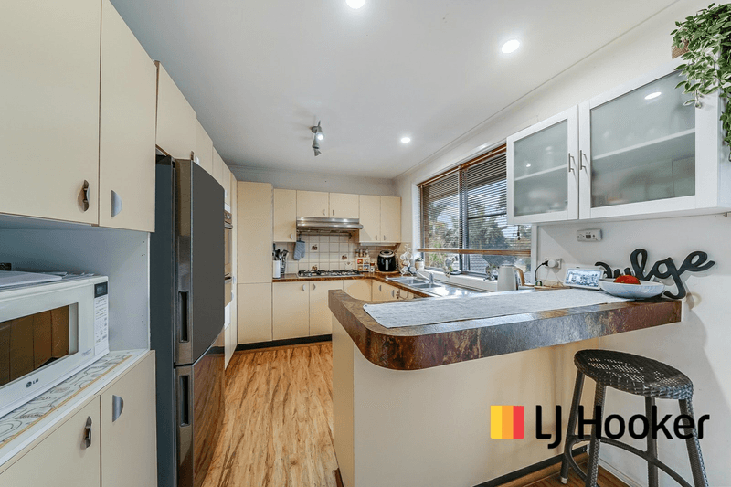 66 Fluorite Place, EAGLE VALE, NSW 2558