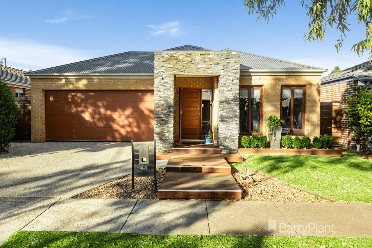 43 Sanctum Circuit, DOREEN, VIC 3754