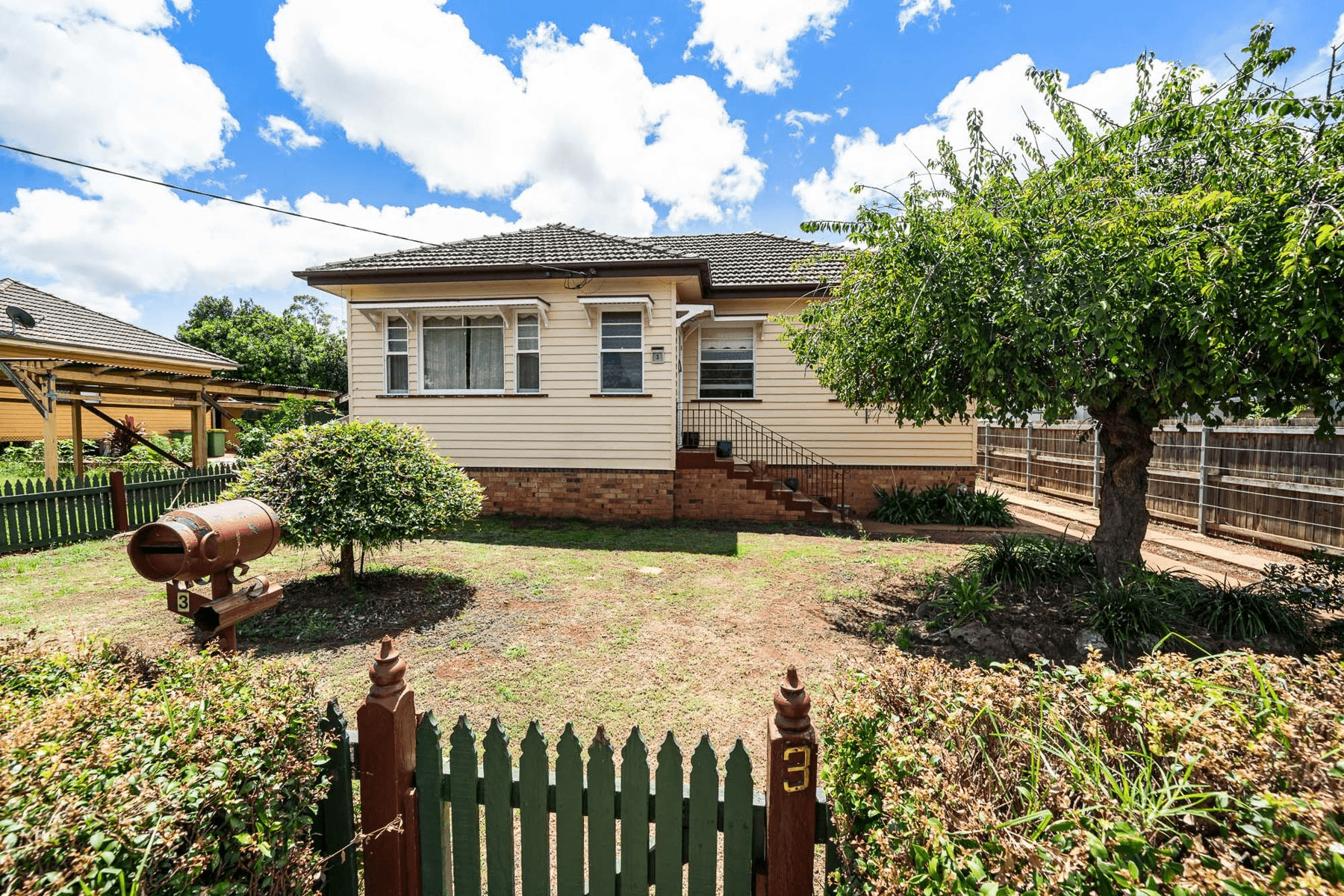 3 Betty Street, NEWTOWN, QLD 4350