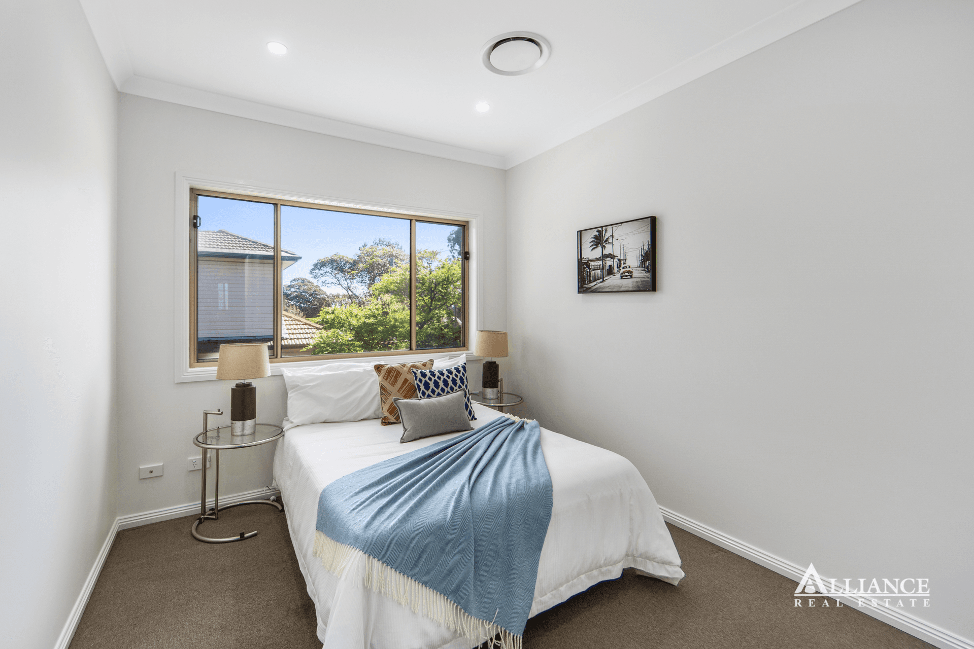 2D Roslyn Avenue, Panania, NSW 2213