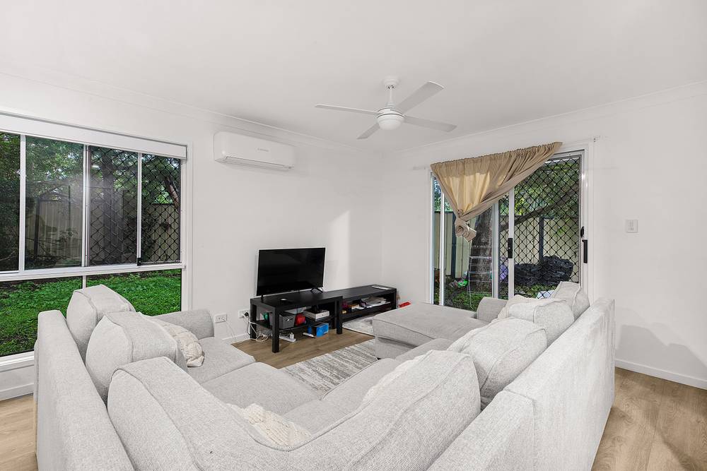 8 Bellatrix Drive, KINGSTON, QLD 4114
