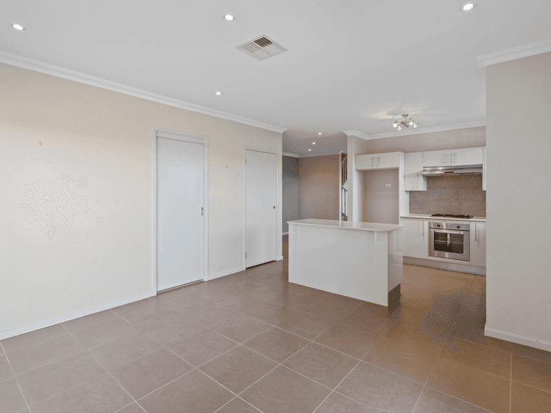 1/4 Stan Johnson Drive, HAMLYN TERRACE, NSW 2259