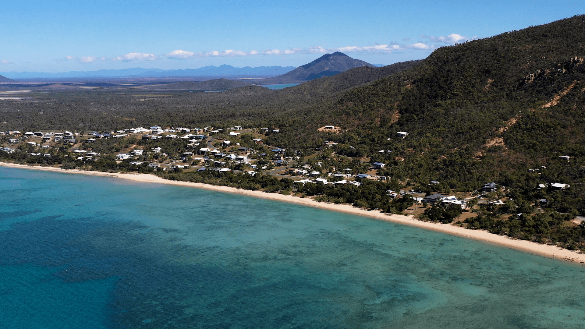 113 Gloucester Avenue, HIDEAWAY BAY, QLD 4800